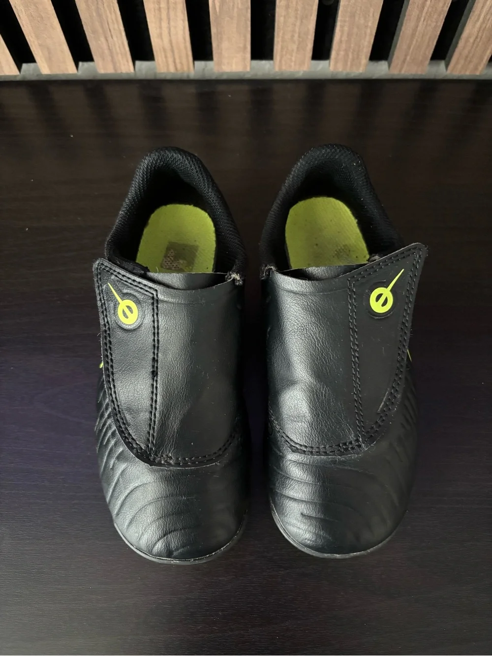 Nike youth cleats 11C